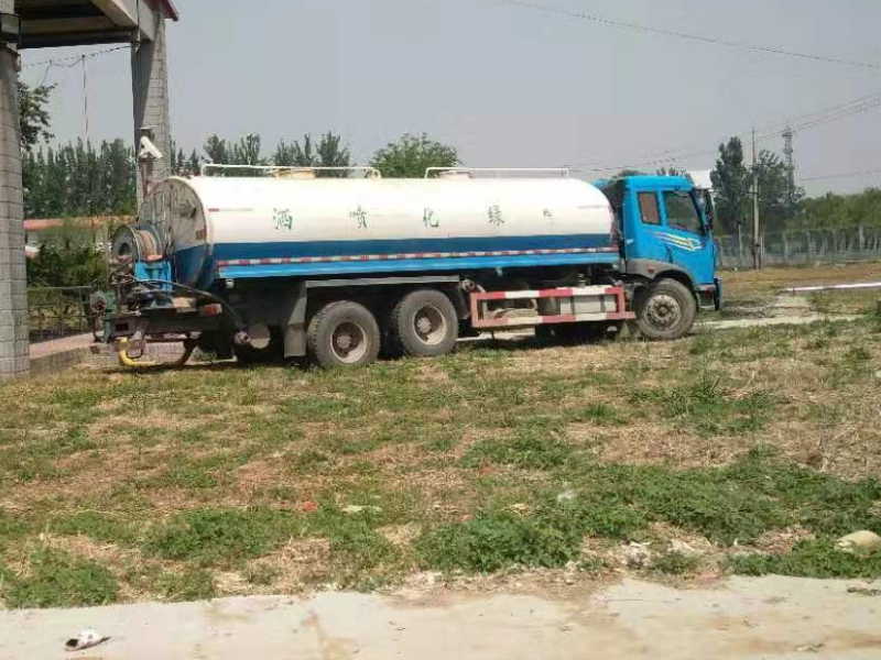 市南区专业投下水《维修下水道漏水》疏通马桶、洗菜盆